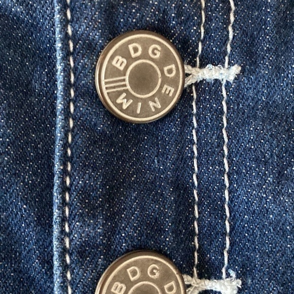 BDG Super High Rise FOXY Jean Denim Shorts Womens Size 27W Cuffed Button Fly - Picture 4 of 10